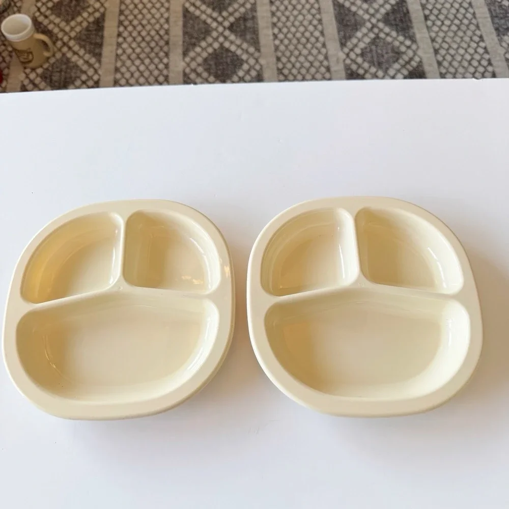 Rubbermaid Microwave Heatables Divided 2 Plates No Lid 0059 Speckled Almond VTG